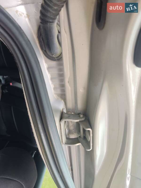 Хэтчбек Citroen C3 2006 в Черновцах