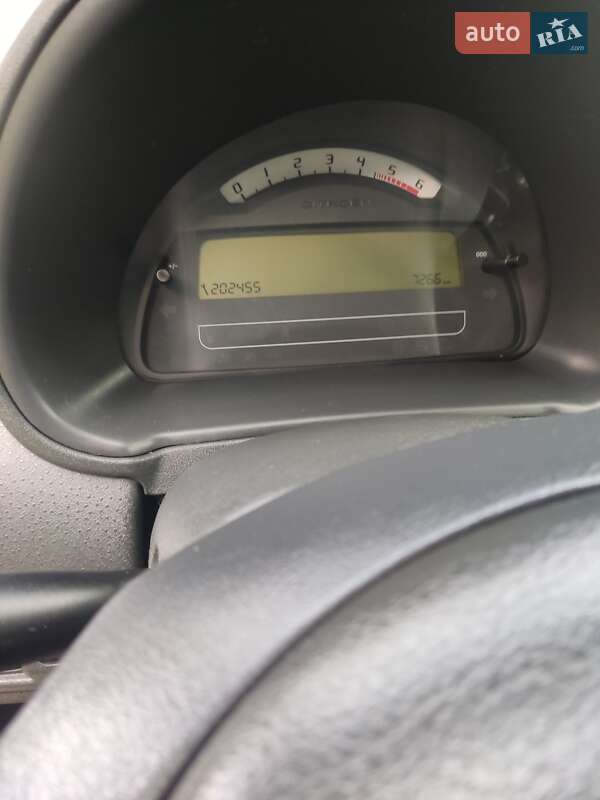 Хэтчбек Citroen C3 2006 в Черновцах