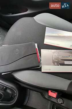 Хэтчбек Citroen C3 2013 в 