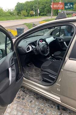 Хэтчбек Citroen C3 2011 в 