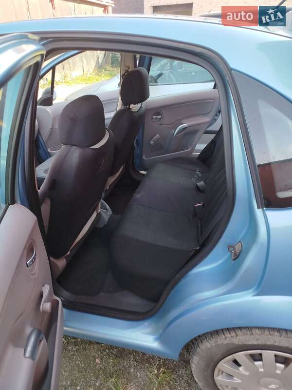 Хэтчбек Citroen C3 2003 в Хусте фото 13 Хэтчбек Citroen C3 2003 в Хусте