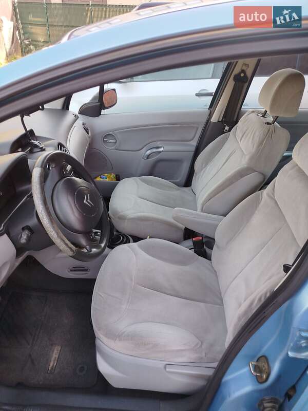 Хэтчбек Citroen C3 2003 в Хусте фото 15 Хэтчбек Citroen C3 2003 в Хусте