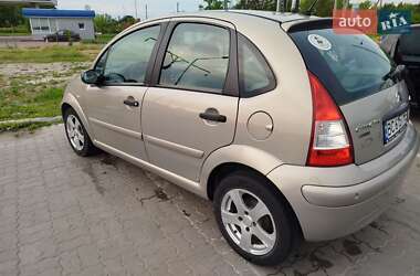 Хэтчбек Citroen C3 2008 в 