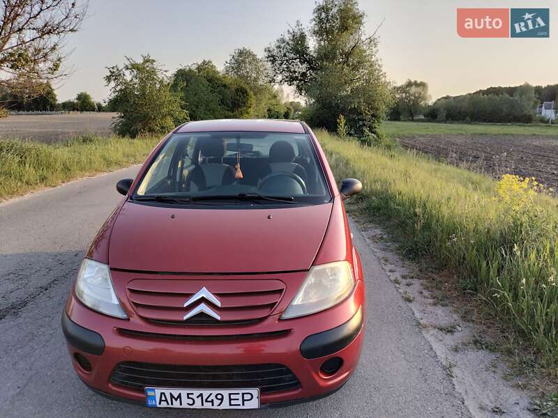 Хэтчбек Citroen C3 2009 в Киеве