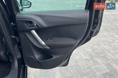 Хэтчбек Citroen C3 2010 в 