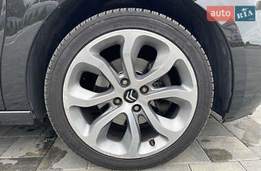 Хэтчбек Citroen C3 2010 в 