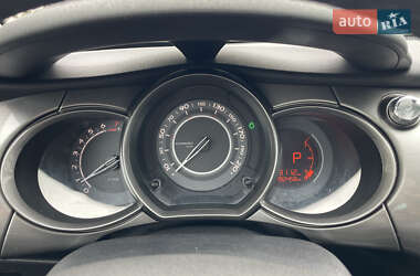 Хэтчбек Citroen C3 2010 в 
