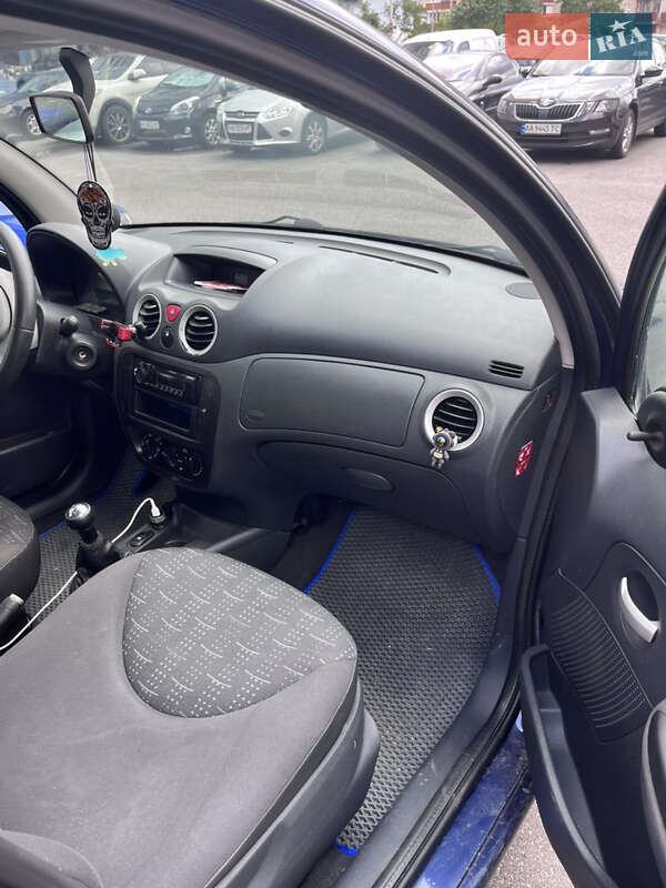 Хэтчбек Citroen C3 2007 в Киеве