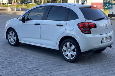 Хэтчбек Citroen C3 2010 в 