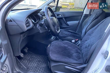 Хэтчбек Citroen C3 2010 в 
