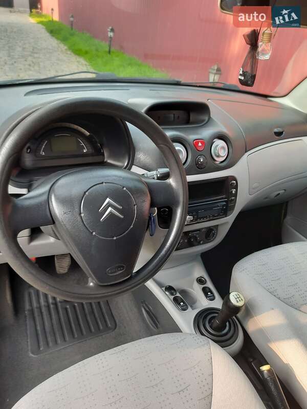 Хэтчбек Citroen C3 2003 в Луцке