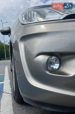 Хэтчбек Citroen C3 2011 в 
