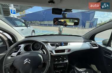 Хэтчбек Citroen C3 2011 в 