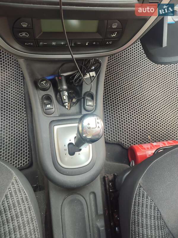 Хэтчбек Citroen C3 2006 в Львове