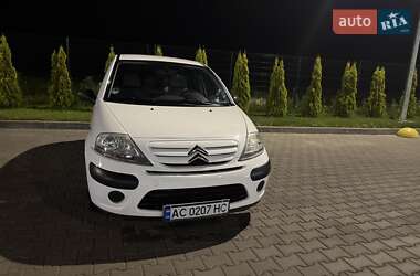 Хэтчбек Citroen C3 2008 в 
