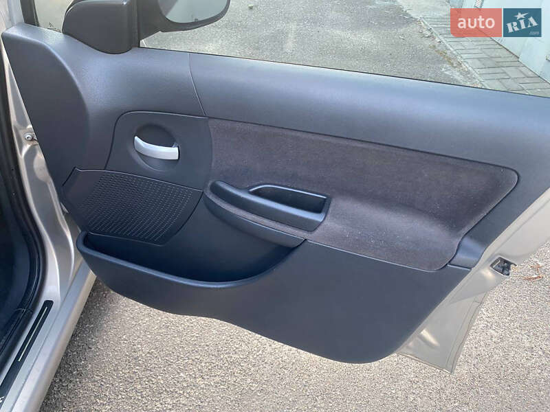 Хэтчбек Citroen C3 2008 в Киеве