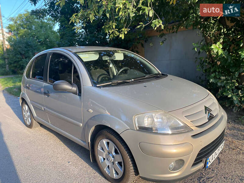 Хэтчбек Citroen C3 2008 в Киеве
