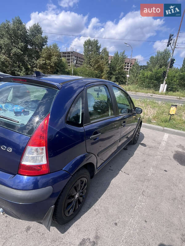 Хэтчбек Citroen C3 2007 в Киеве