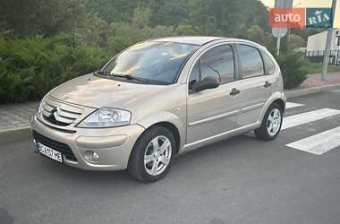 Хэтчбек Citroen C3 2008 в 