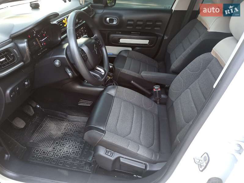 Хетчбек Citroen C3 2019 в Ромнах