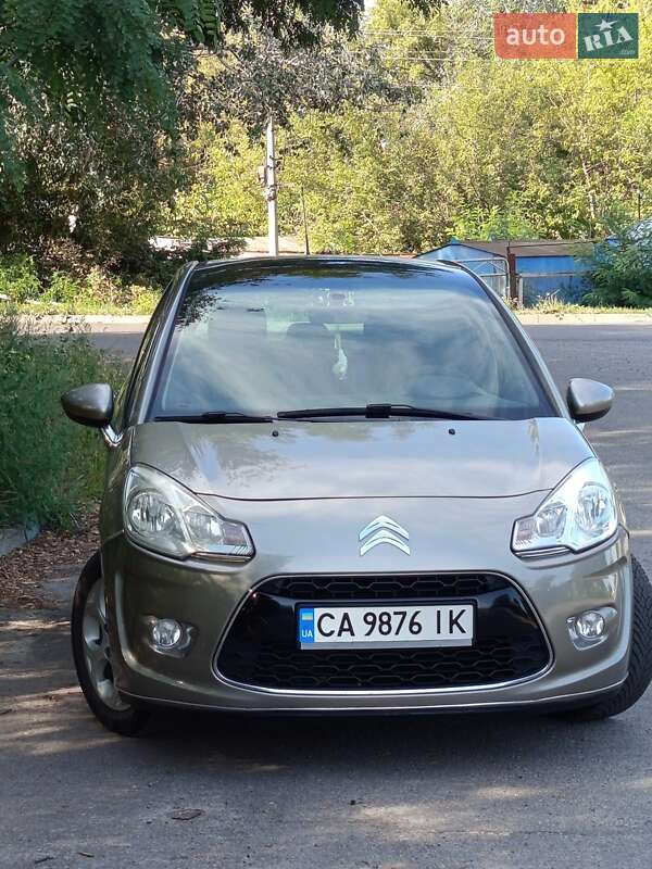 Хетчбек Citroen C3 2011 в Черкасах