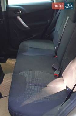 Хэтчбек Citroen C3 2011 в 