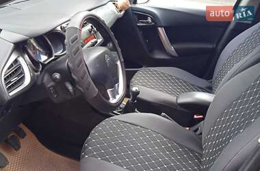 Хэтчбек Citroen C3 2011 в 