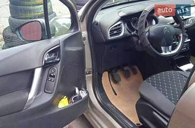 Хэтчбек Citroen C3 2011 в 