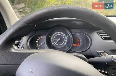 Хэтчбек Citroen C3 2011 в 