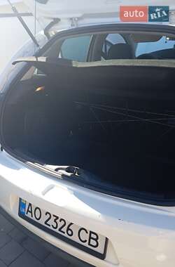 Хэтчбек Citroen C3 2012 в 