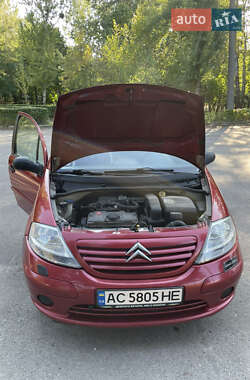 Хэтчбек Citroen C3 2005 в 