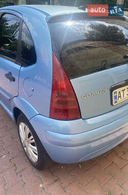 Хэтчбек Citroen C3 2003 в 