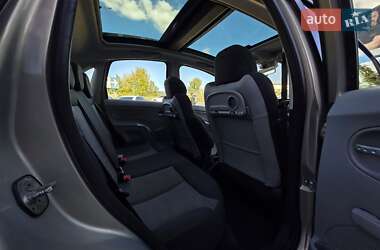 Хэтчбек Citroen C3 2005 в 
