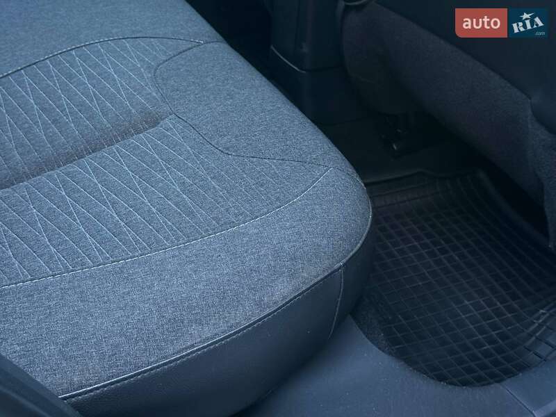 Хетчбек Citroen C3 2015 в Рівному фото 50 Хетчбек Citroen C3 2015 в Рівному