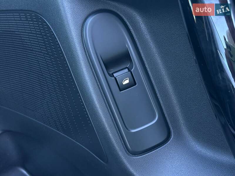 Хетчбек Citroen C3 2015 в Рівному фото 53 Хетчбек Citroen C3 2015 в Рівному