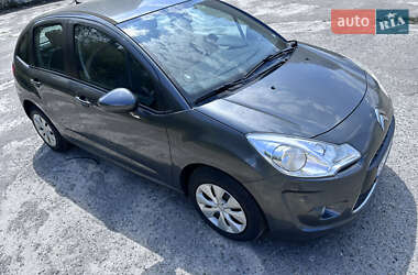 Хэтчбек Citroen C3 2012 в 