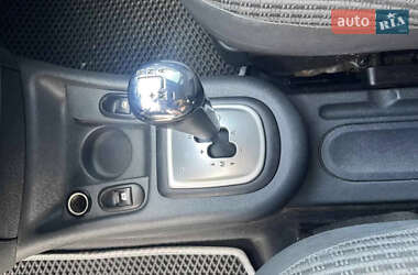 Хэтчбек Citroen C3 2008 в 