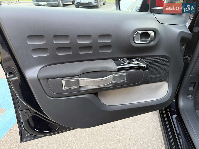Хетчбек Citroen C3 2018 в Дніпрі фото 21 Хетчбек Citroen C3 2018 в Дніпрі