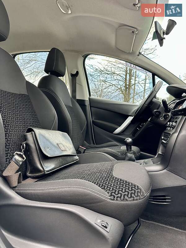 Хэтчбек Citroen C3 2011 в Бурштыне фото 18 Хэтчбек Citroen C3 2011 в Бурштыне