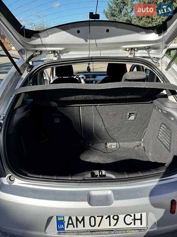 Хэтчбек Citroen C3 2012 в Житомире