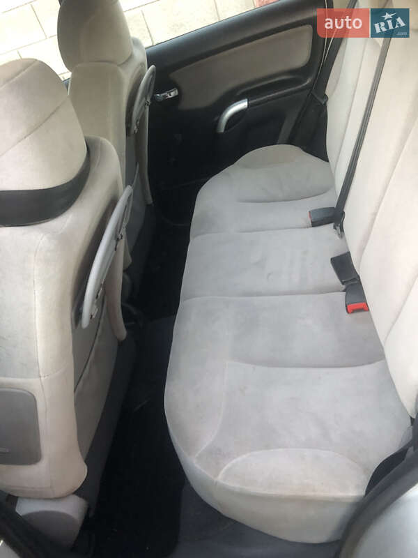 Хетчбек Citroen C3 2005 в Луцьку