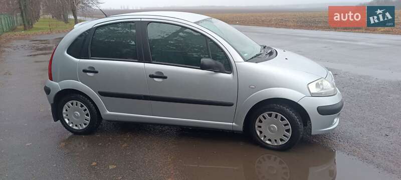 Хетчбек Citroen C3 2002 в Гайвороні
