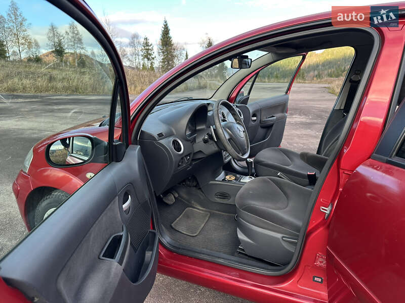 Хэтчбек Citroen C3 2008 в Ивано-Франковске фото 8 Хэтчбек Citroen C3 2008 в Ивано-Франковске