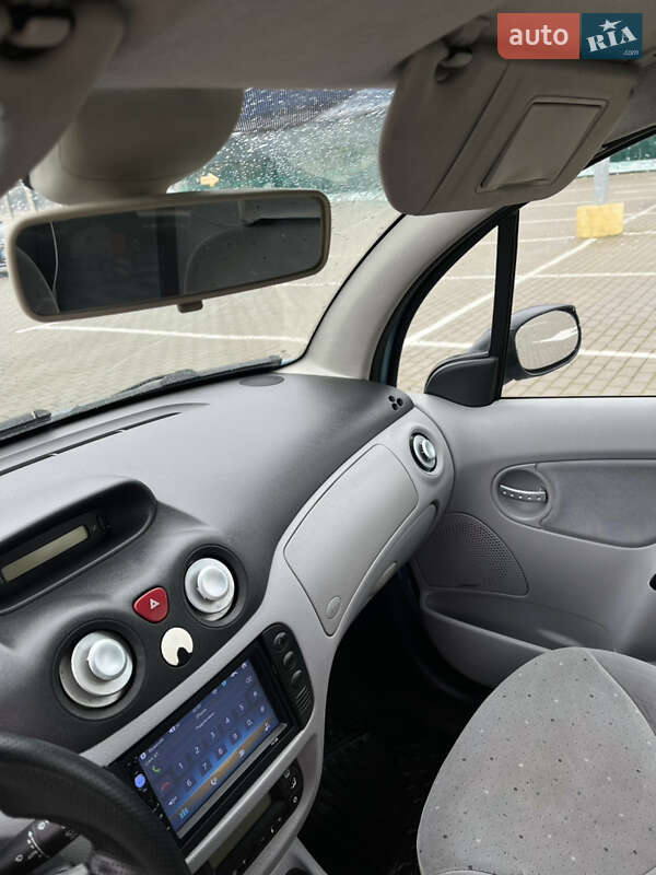 Хэтчбек Citroen C3 2003 в Дрогобыче