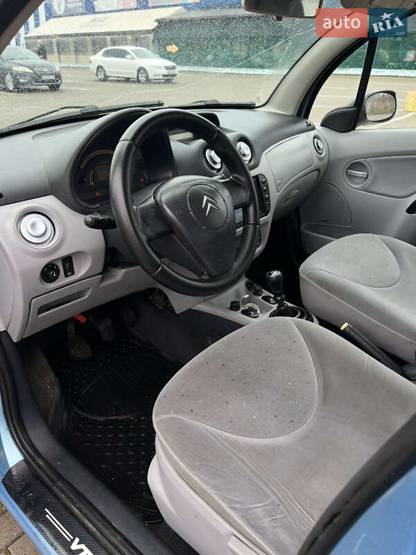 Хэтчбек Citroen C3 2003 в Дрогобыче