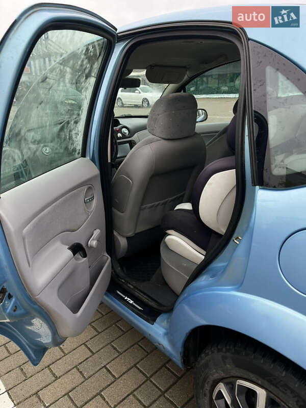 Хэтчбек Citroen C3 2003 в Дрогобыче