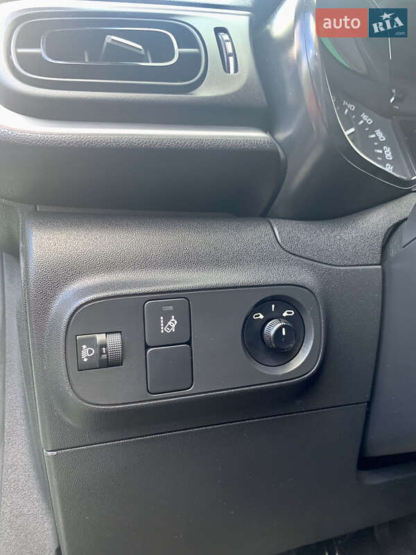 Хэтчбек Citroen C3 2017 в Киеве