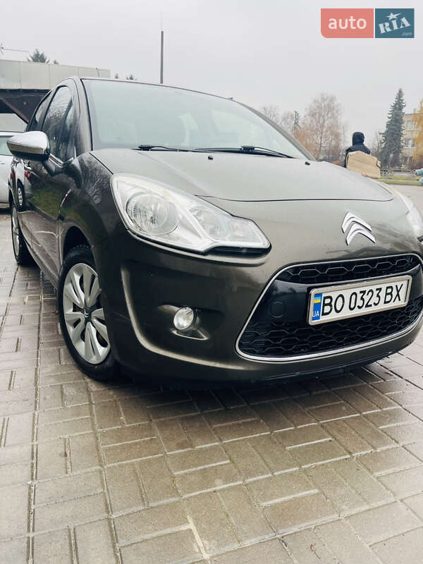 Хэтчбек Citroen C3 2012 в Лановцах