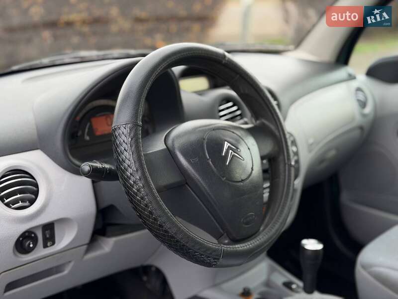 Хетчбек Citroen C3 2004 в Кривому Розі