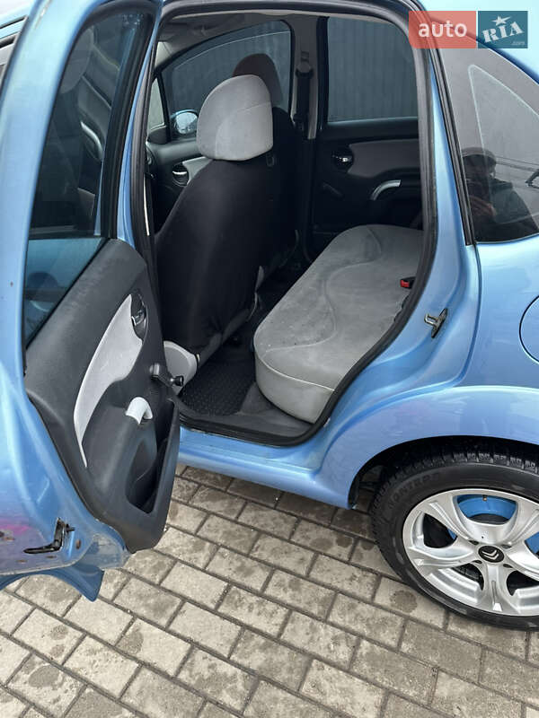 Хэтчбек Citroen C3 2005 в Львове
